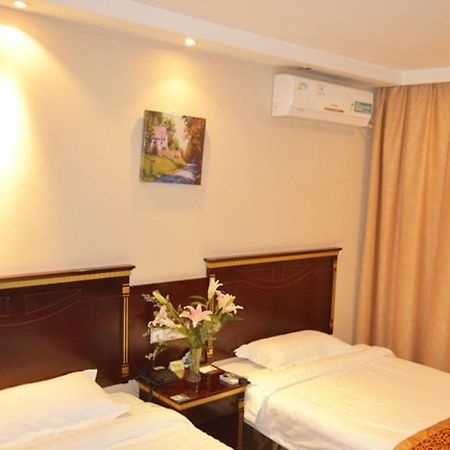 Greentree Inn Shanghai Chongming Nanmen Express Hotel Exteriör bild