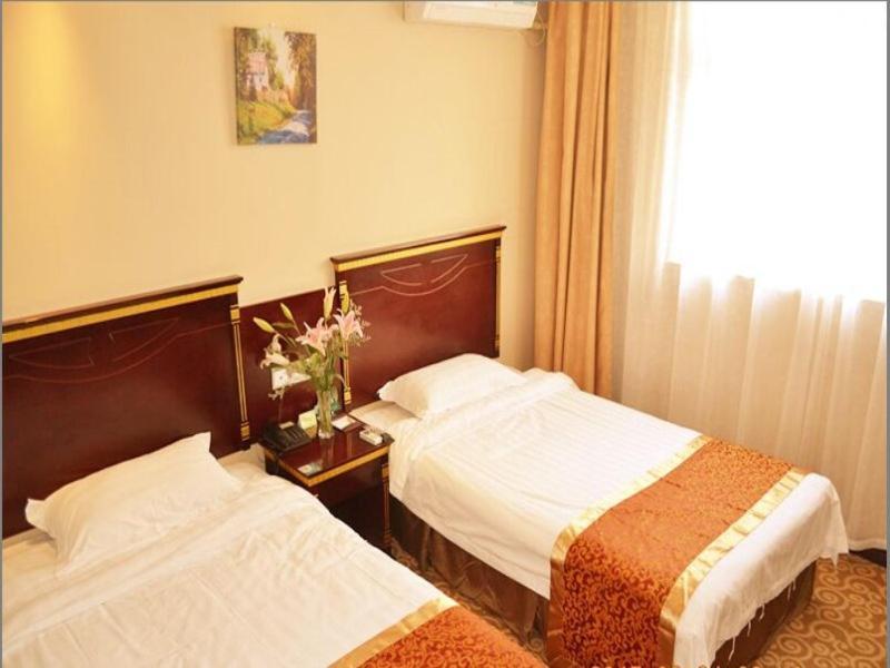 Greentree Inn Shanghai Chongming Nanmen Express Hotel Exteriör bild